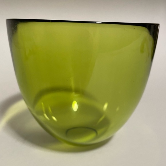 Orrefors Lime Green Bowl 4” Swedish - Picture 3 of 16